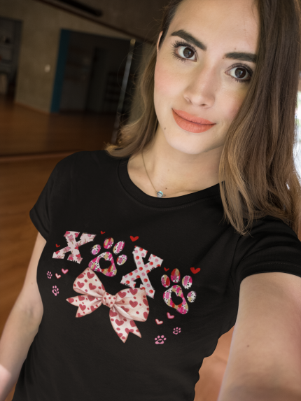 XOXO Love T-Shirt, Valentine’s Day gift